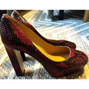 NEW! Diane Von Furstenberg DVF Heels Size 5.5B Red Black Snakeskin made in Italy